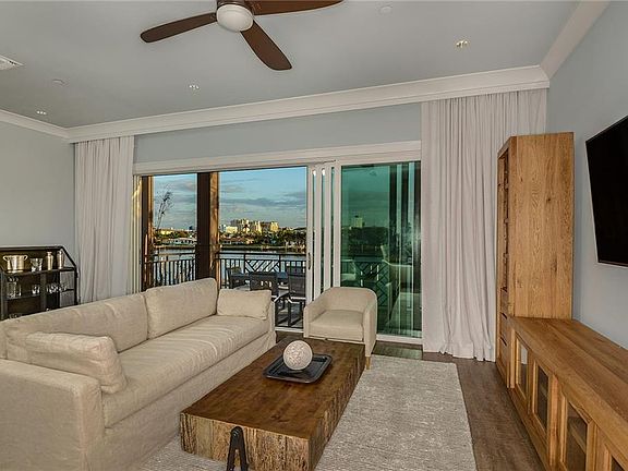 3rd image of 176 Brightwater Dr Unit 4