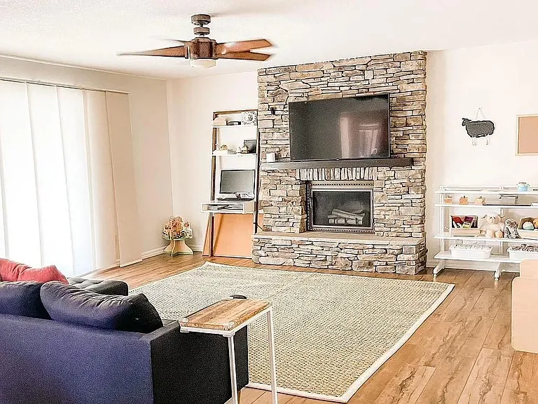 13402 S 38th Pl — Photo 24