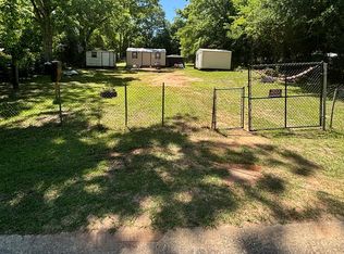 169 Oak St, Lumpkin, GA 31815
