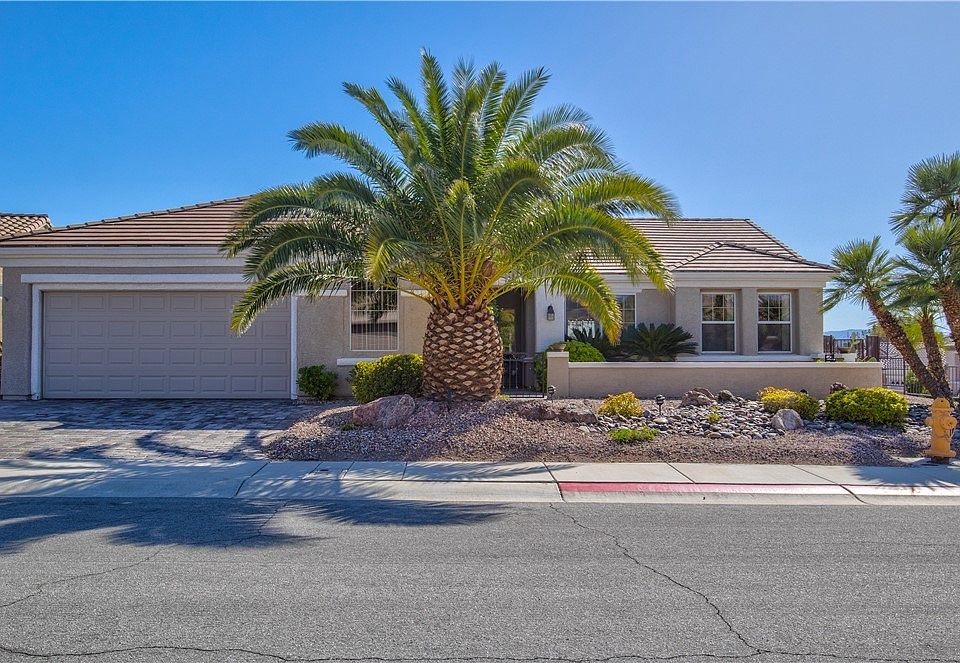 1st image of 2855 Forest Grove Dr