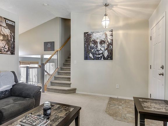 5th image of 1928 N Corral Ln