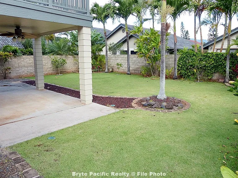 94-220 Hopoe Pl — Photo 3