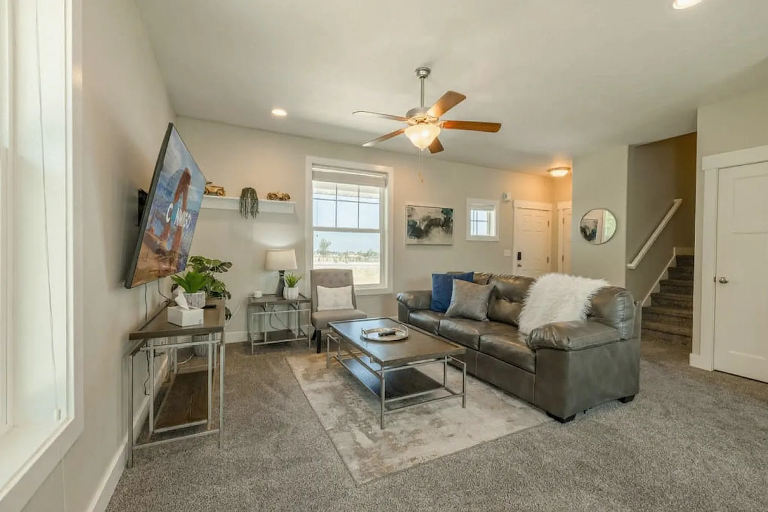 4 bed, 4.0 bath, 2497 sqft, $4,830 — Photo 1