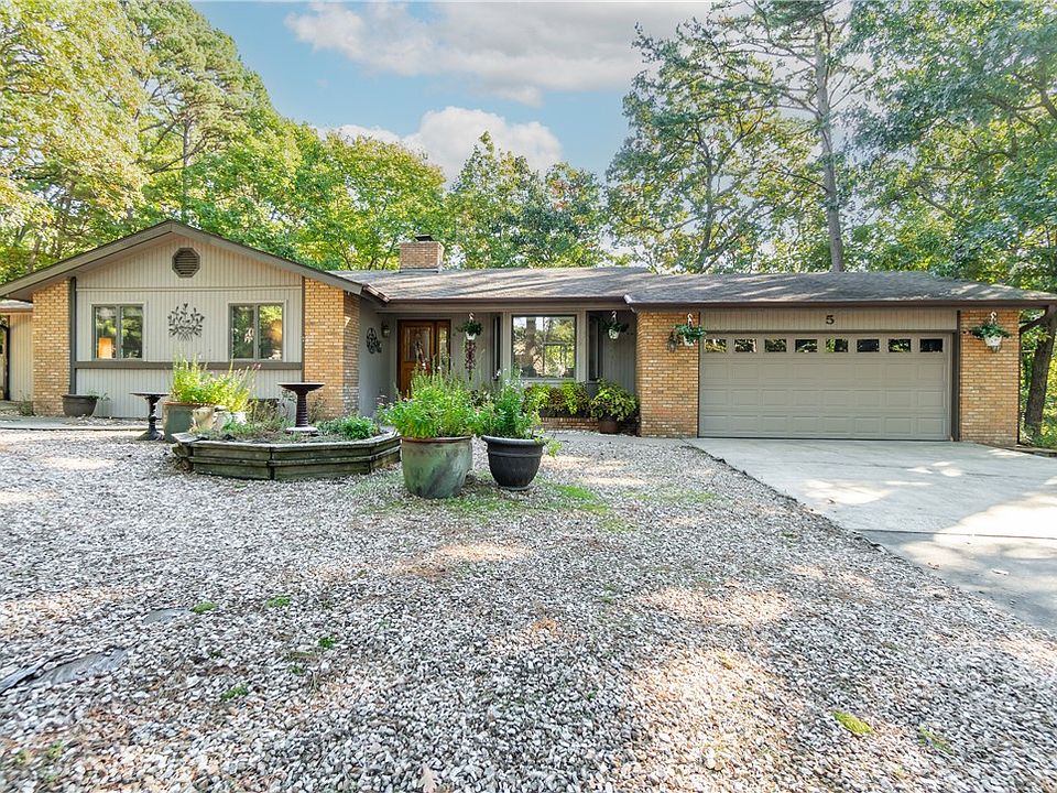 1st image of 5 Gribbin Ln