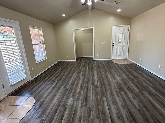 5th image of 3800 S Mirror St