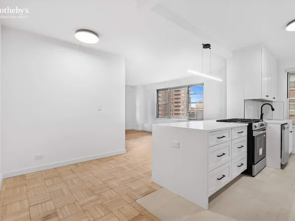 475 Fdr Drive image 12 of 16