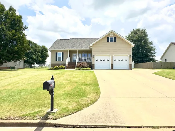 109 Wilma Dr, Union City, TN 38261