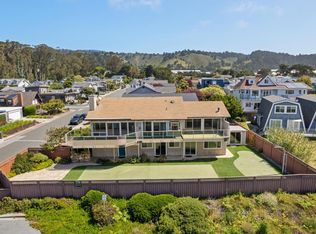 204 Roosevelt Blvd, Half Moon Bay, CA 94019
