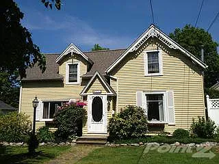 233 Temple St photo 1