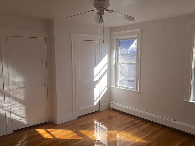 2 bed, 1275 sqft, $2,999 — Photo 4