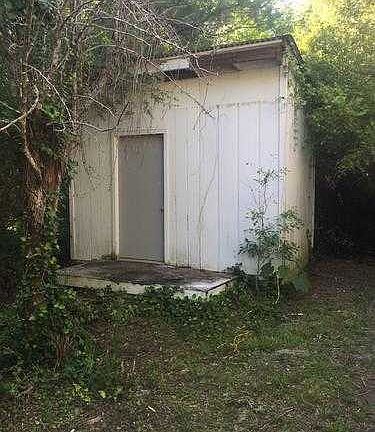 shed