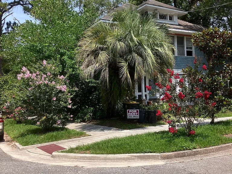 1611 Aberdeen St #2 — Photo 1
