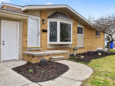 413 Wilson Dr, Midland, MI, 48642
