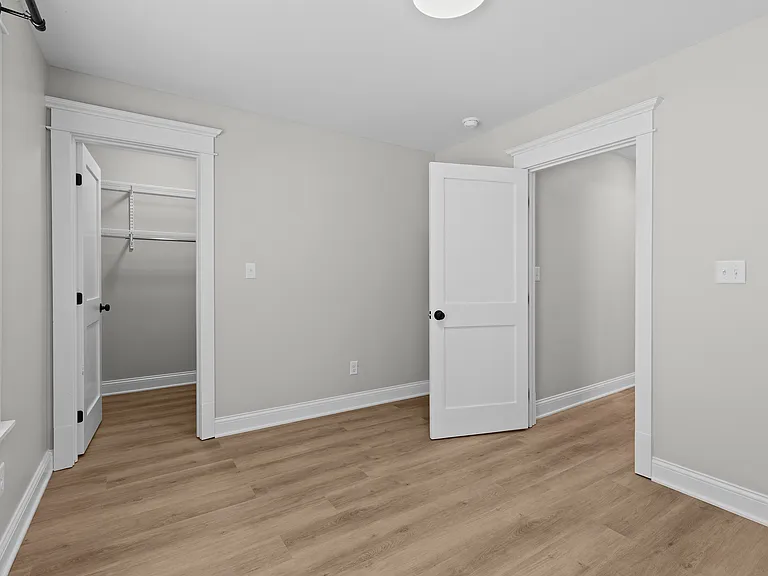 1343 S Preston St — Photo 20