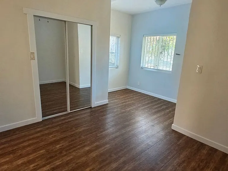 416 Lime Ave — Photo 8