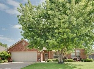 6230 Bentwood Dr, Midlothian, TX 76065