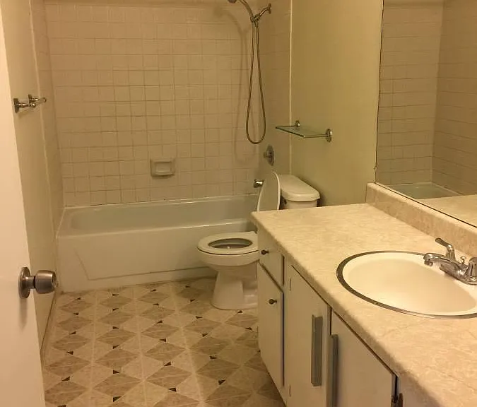 36 Silcreek Dr — Photo 15