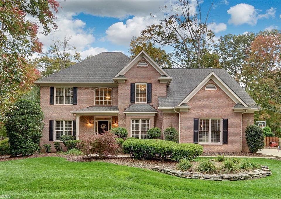 1st image of 4831 Worchester Pl