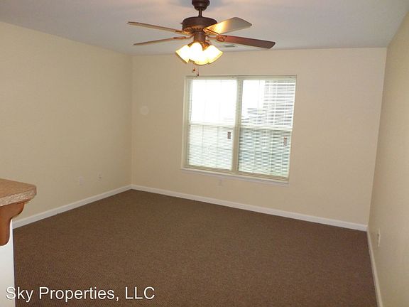 4th image of 1755 Galbraith Rd APT 1024