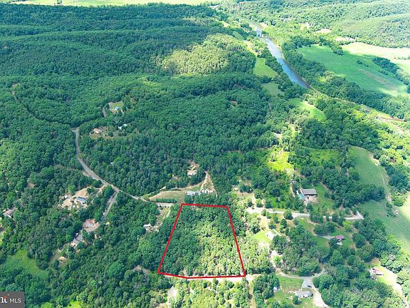 3rd image of 9 Long Acres