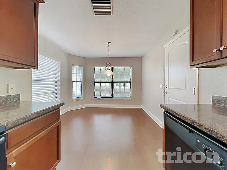 10736 Standing Stone Dr — Photo 5