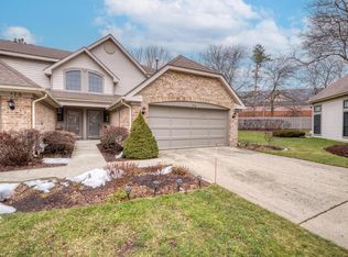 174 Springdale Ln, Bloomingdale, IL 60108