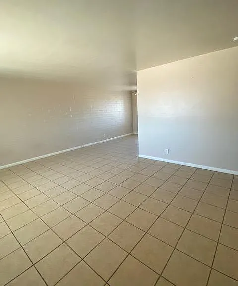 25565 W Makapuu Pl — Photo 2