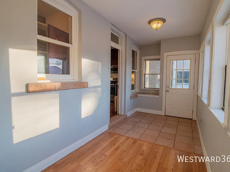 4246 N Menard Ave — Photo 18