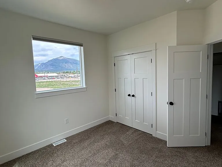 203 Amusement Ave — Photo 21