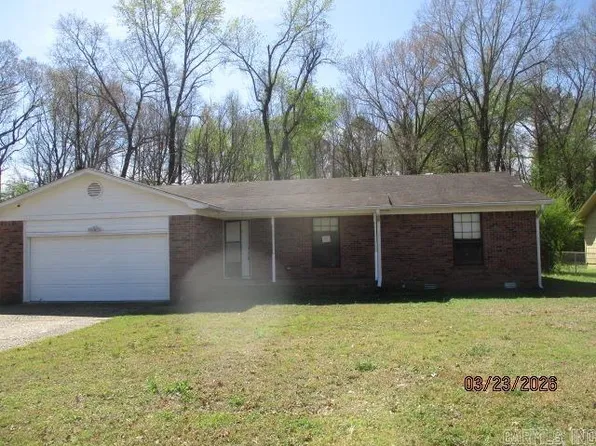 16 Glade Rd, Sherwood, AR 72076
