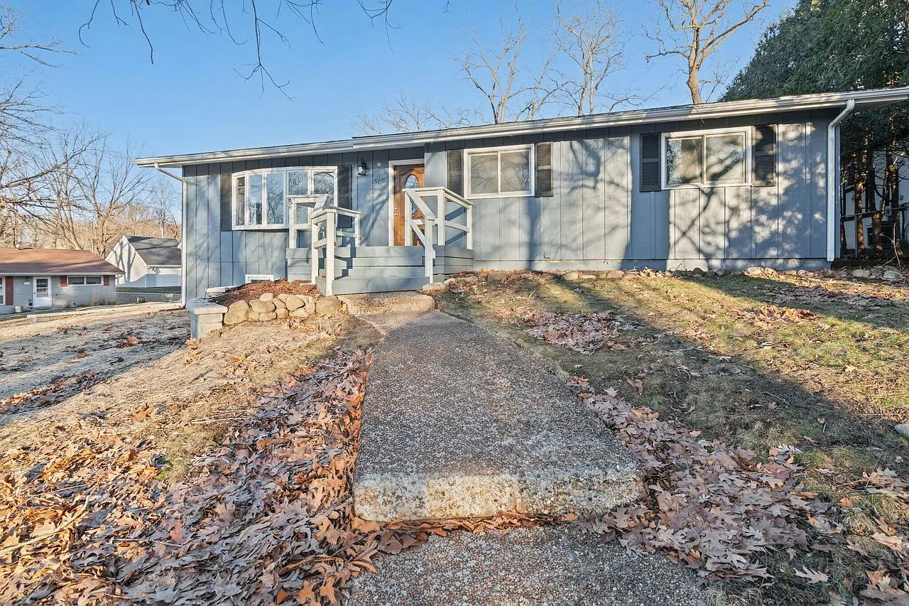560 Free Church DRIVE photo 1