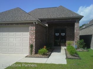 8008 Seville Ct, Baton Rouge, LA 70820