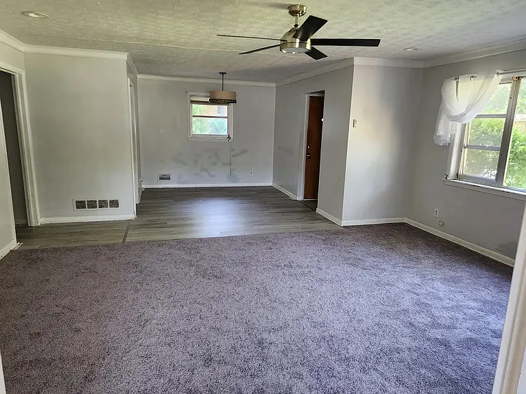 2695 Davidson Dr — Photo 10