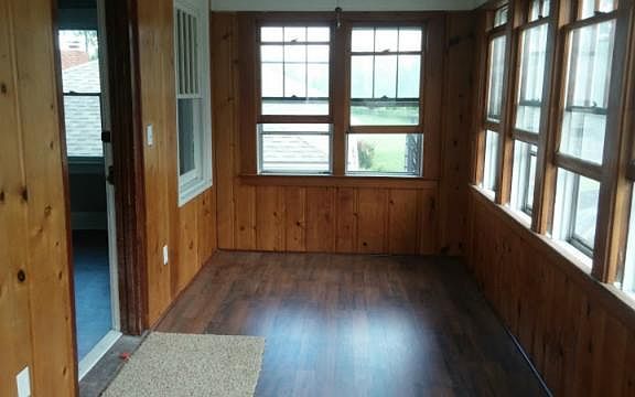 5th image of 1120 Parker Ave