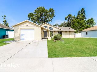 1117 Jambalana Dr, Holiday, FL 34691