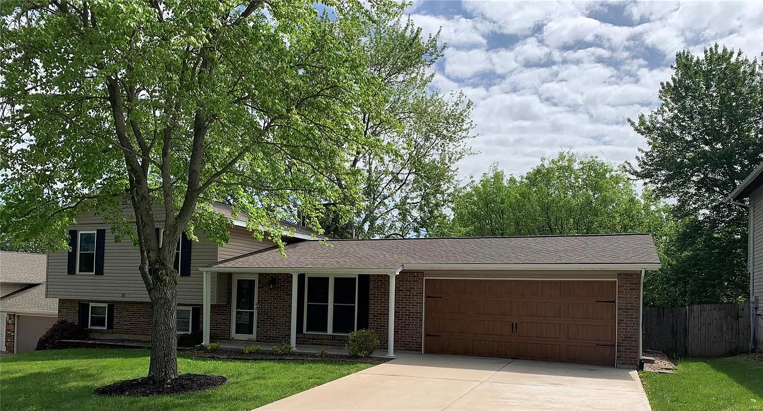 23 Greenfield Dr photo 1