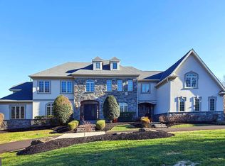 2221 Jefferson Ln, Huntingdon Valley, PA 19006