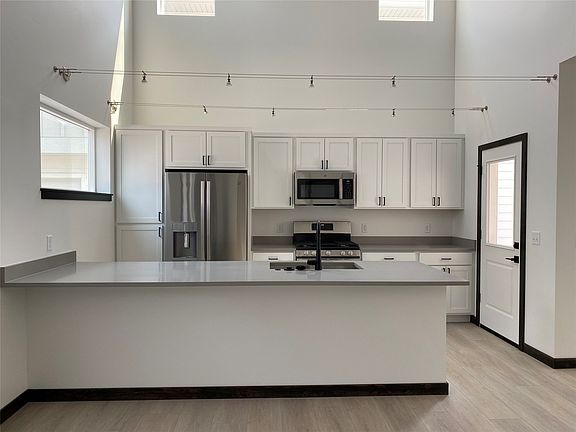 2nd image of 2312 B Mary Jane Blvd