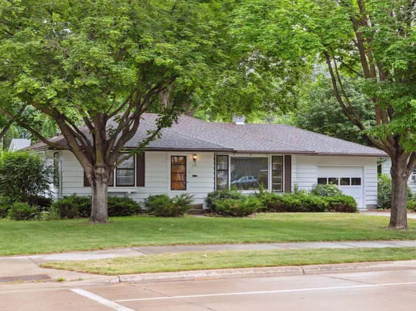 115 5th St SE, Montgomery, MN 56069