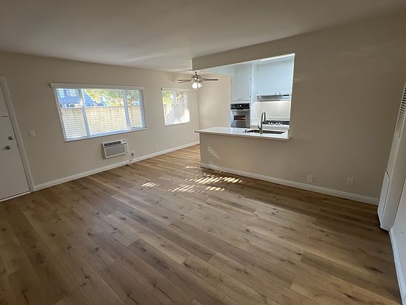 3rd image of 119 N Lamer St APT B