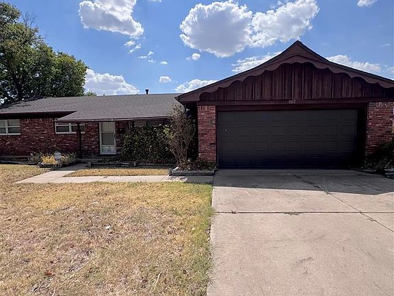 2nd image of 812 NW 49th St