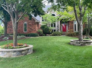 38666 Mystic Ct, Farmington Hills, MI 48331