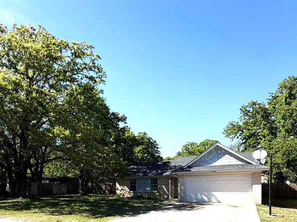 7060 Jay Ln, Azle, TX 76020