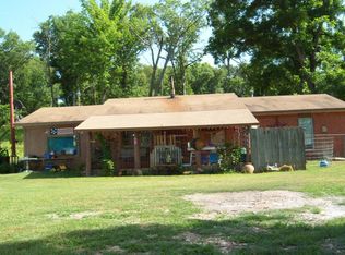 17586 S 640th Rd, Wyandotte, OK 74370