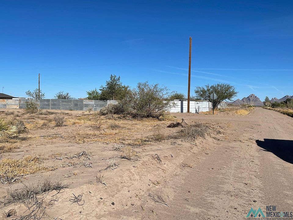 1st image of Pecos Rd SW