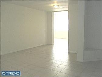 4th image of 13 Crescent Dr