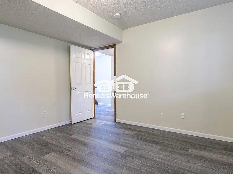 1500 Galway Ct — Photo 16