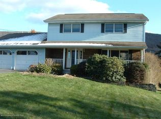 608 Mayfield Cir, Clarks Summit, PA 18411