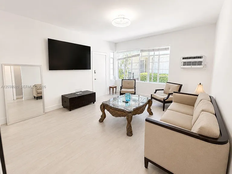 762 Lenox Ave #5 — Photo 4