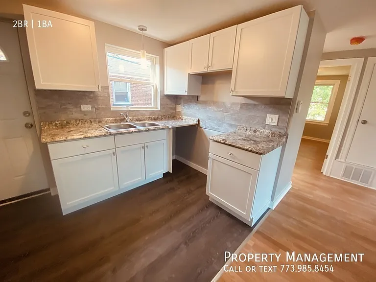8153 S Colfax Ave #8155-2 — Photo 5